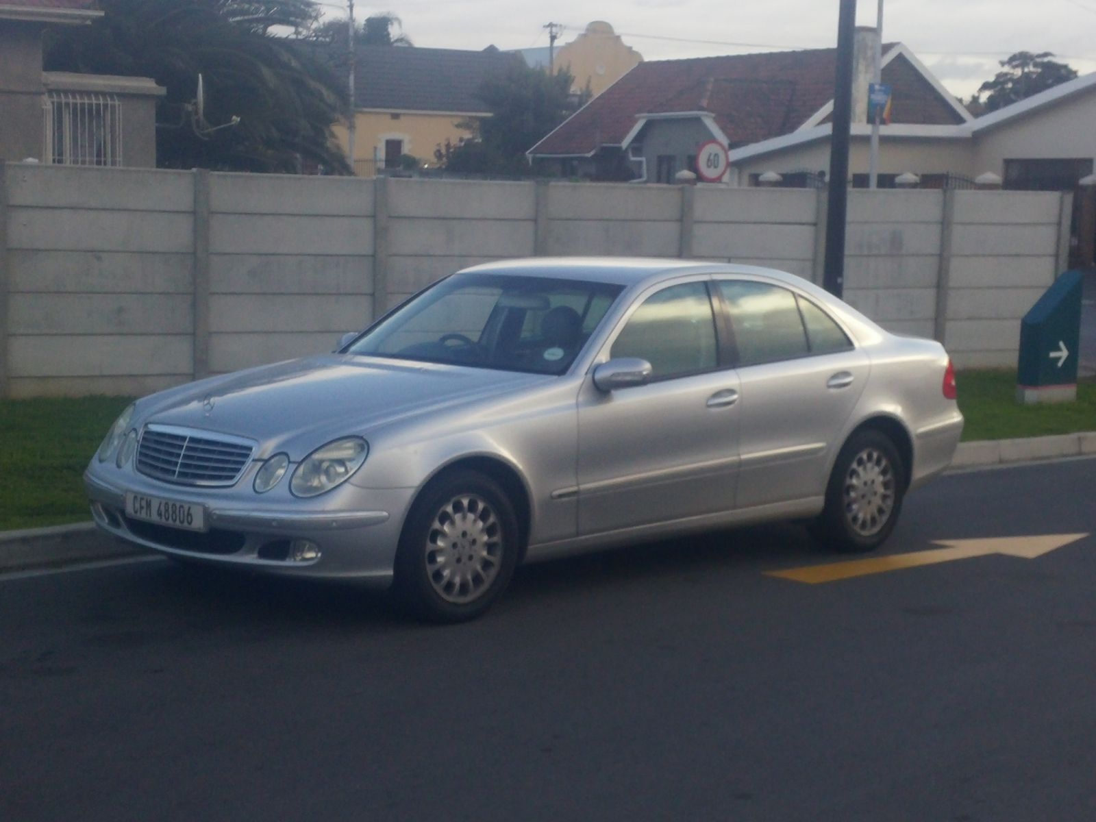 2003 MERCEDES-BENZ E-CLASS SEDAN E270 CDI