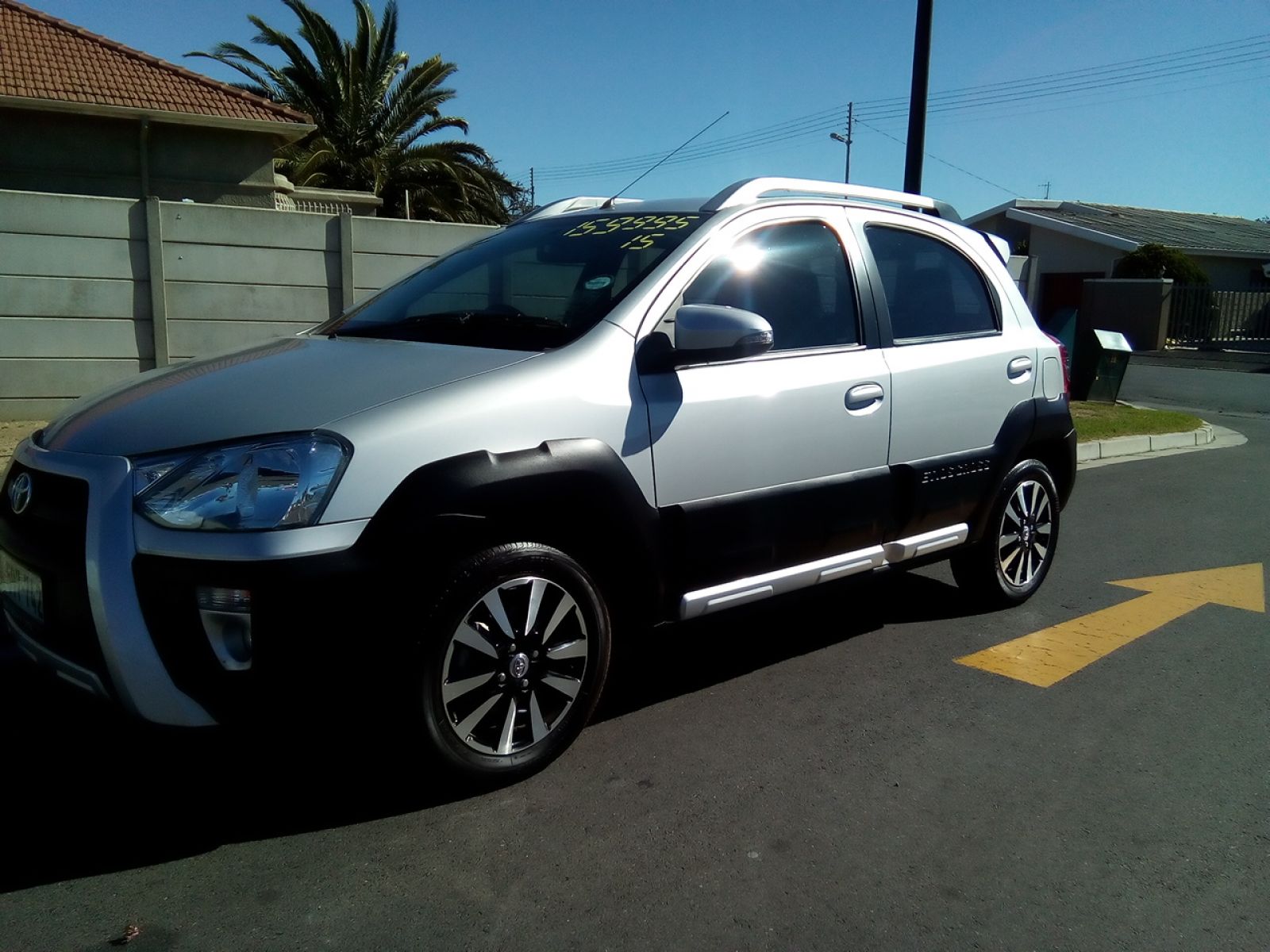 2015 TOYOTA ETIOS ETIOS CROSS 1.5 Xs 5Dr