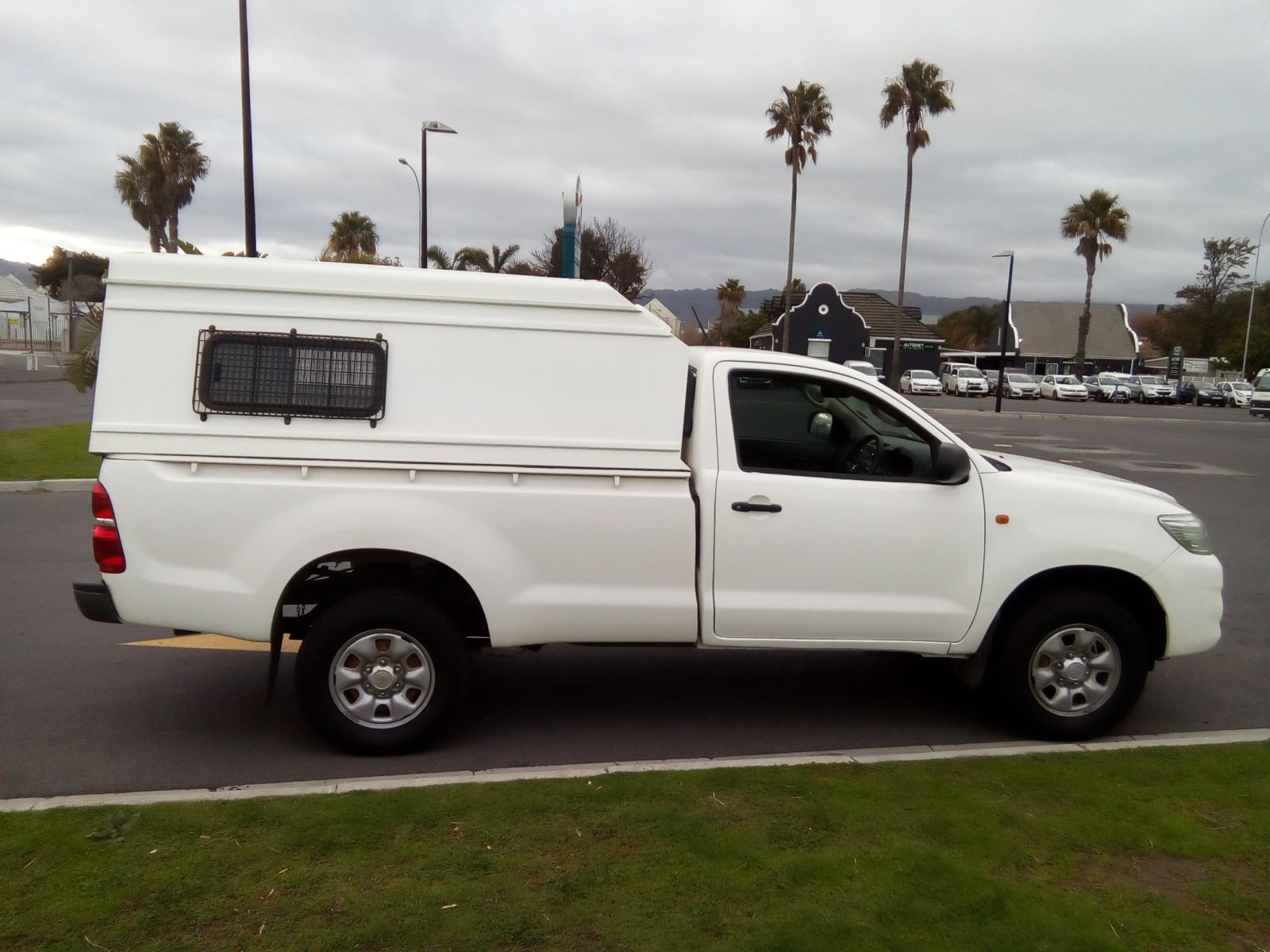 Autonet Helderberg Hilux Hilux 2 5 D 4d Srx R B P U S C