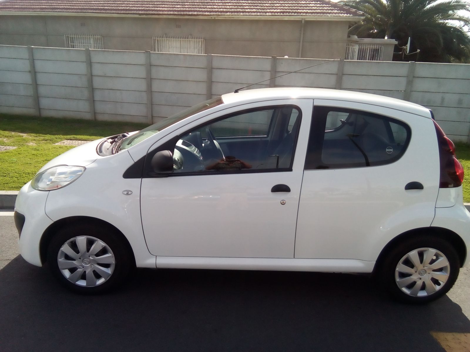 2014 PEUGEOT 107 107 URBAN