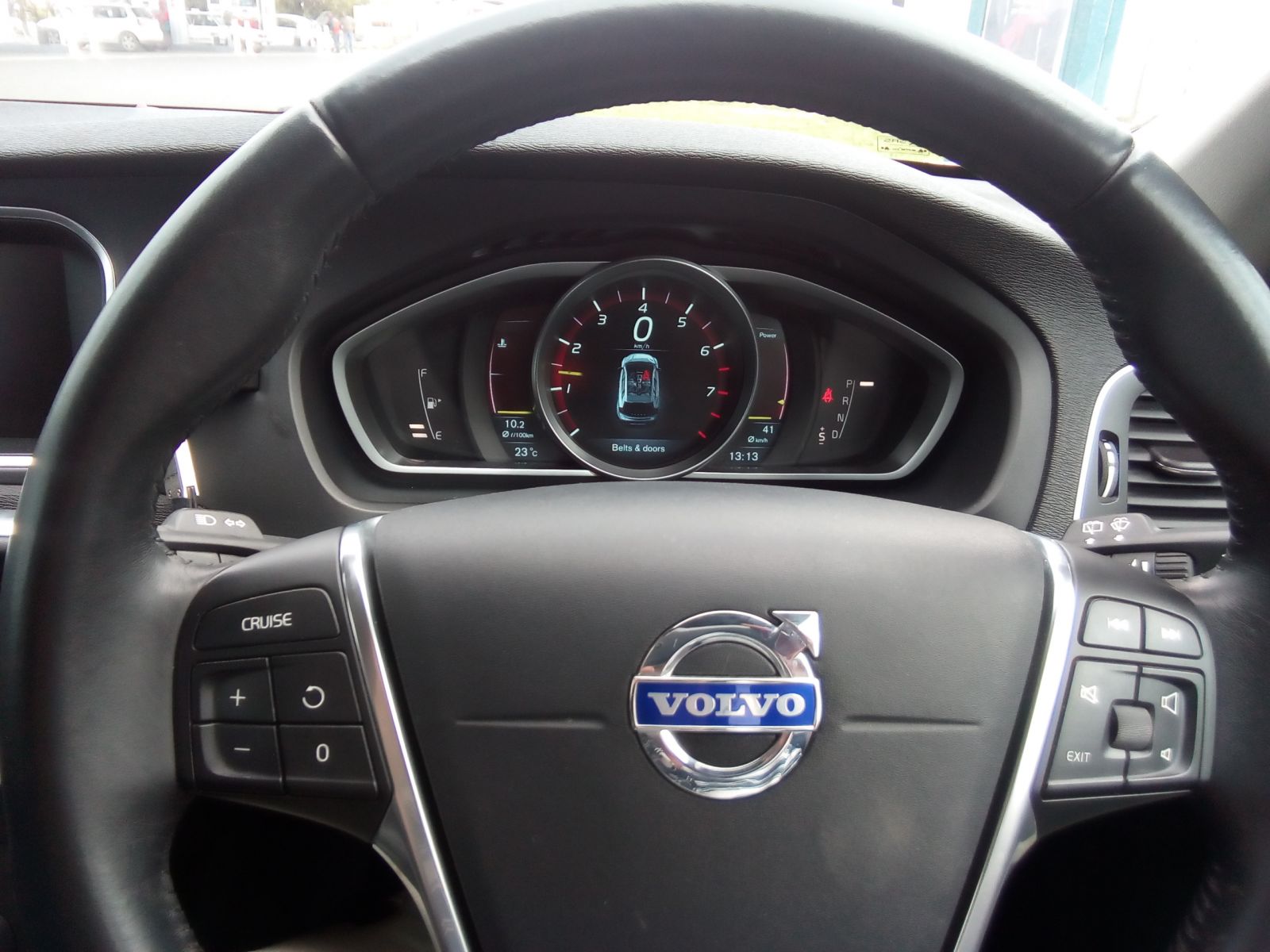 2014 VOLVO V40 CROSS COUNTRY V40 CC T5 EXCEL/MOMENTUM GEARTRONIC