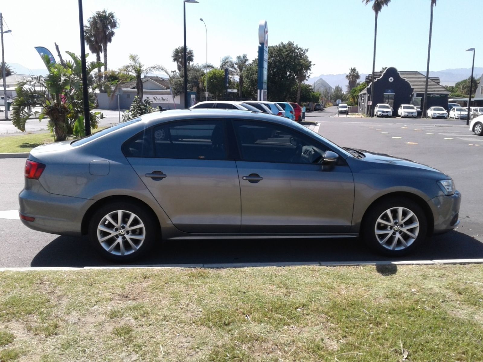 2014 VOLKSWAGEN JETTA VI JETTA VI 1.6 TDi COMFORTLINE DSG