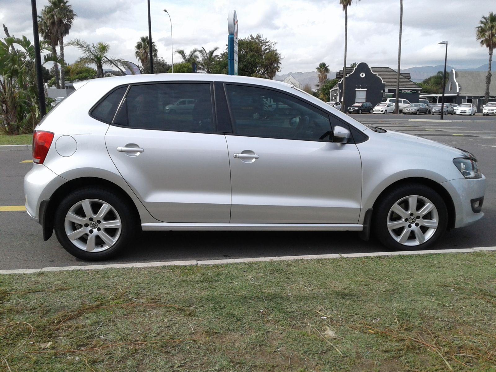 2013 VOLKSWAGEN POLO POLO 1.6 TDI COMFORTLINE 5DR