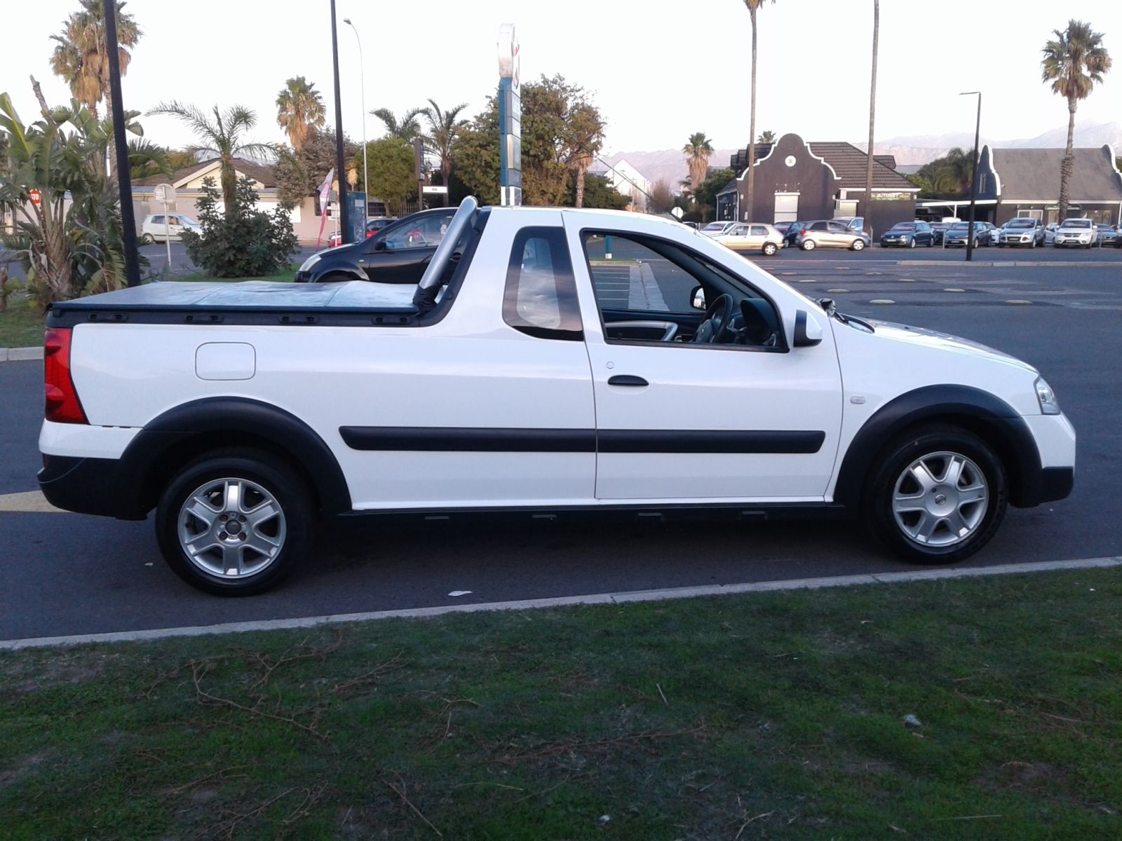 2015 NISSAN NP200 NP200 1.6 SE P/U S/C