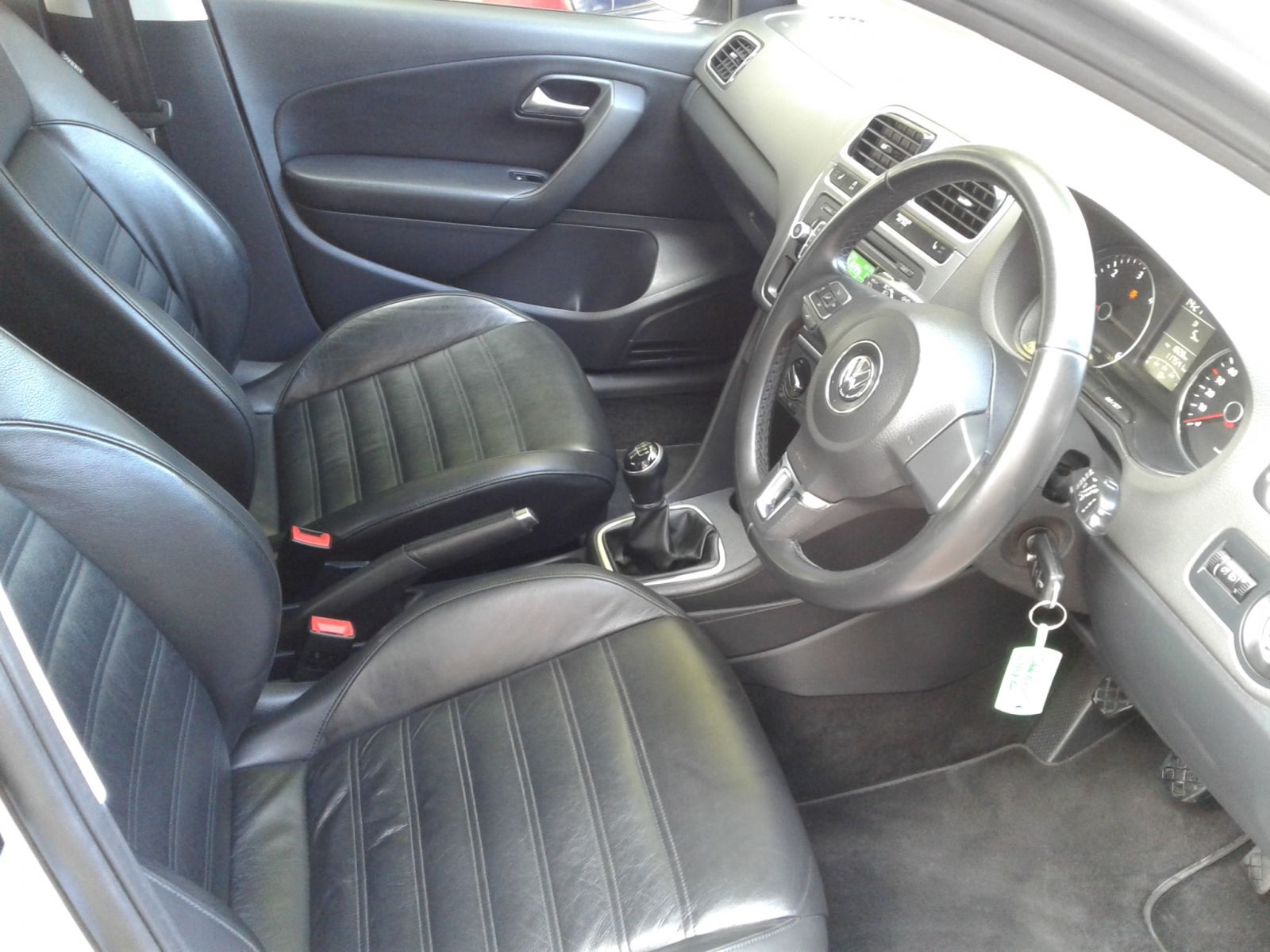 2013 VOLKSWAGEN POLO POLO 1.6 TDI COMFORTLINE 5DR