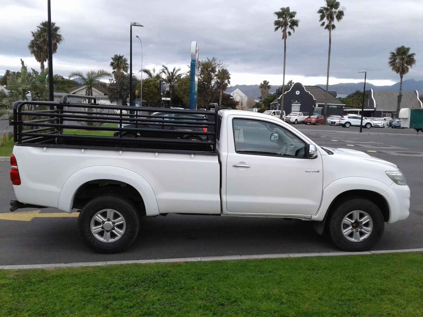 2013 TOYOTA HILUX HILUX 3.0 D-4D RAIDER R/B P/U S/C