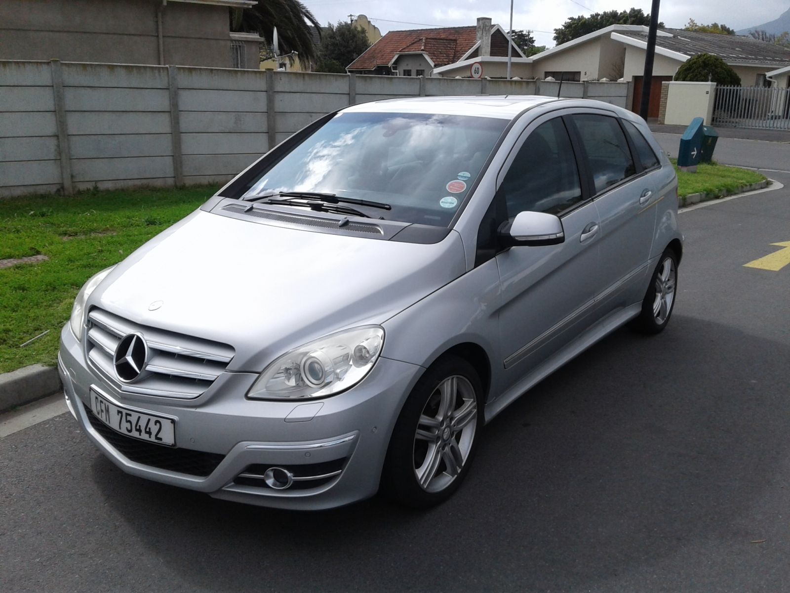 2009 MERCEDES-BENZ B-CLASS B200 TURBO