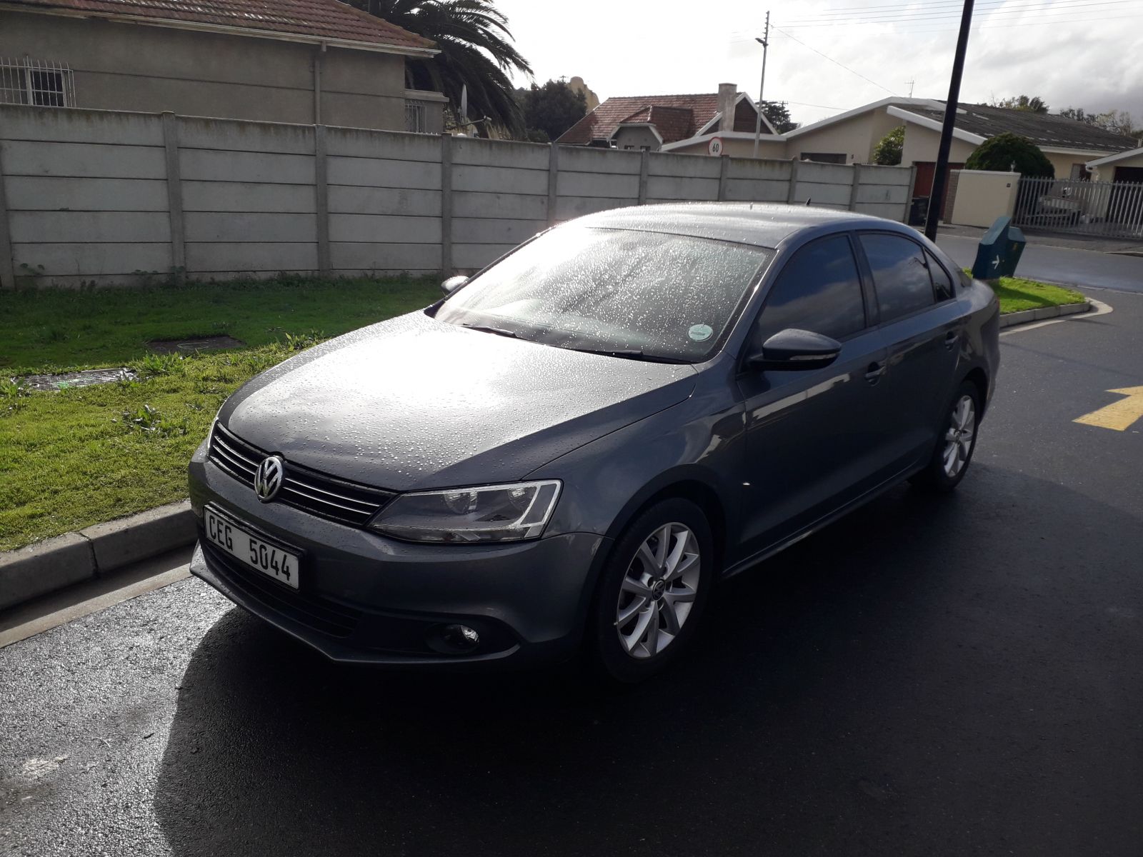 2013 VOLKSWAGEN JETTA VI JETTA VI 1.4 TSi COMFORTLINE DSG