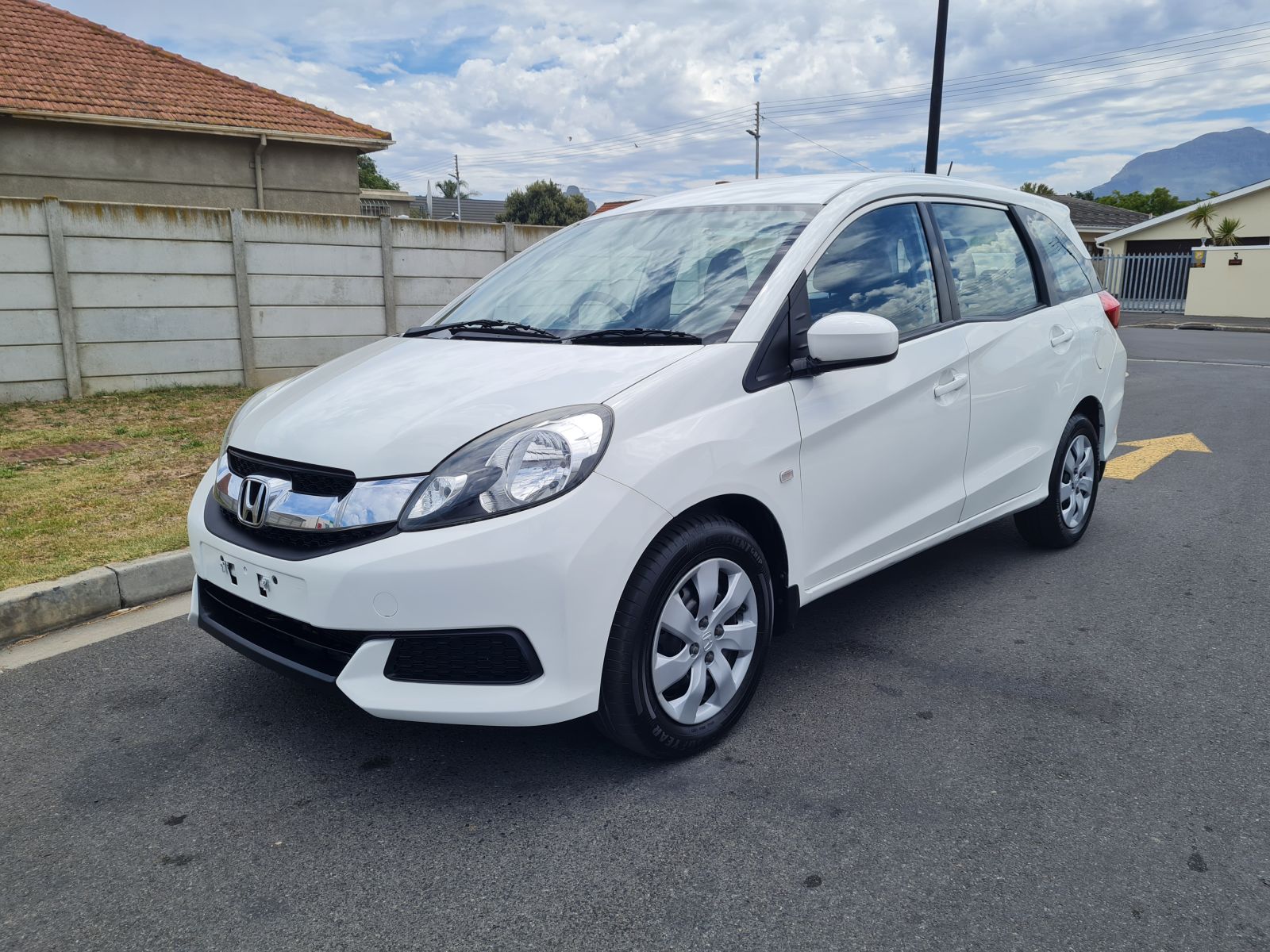 2016 HONDA MOBILIO MOBILIO 1.5 COMFORT