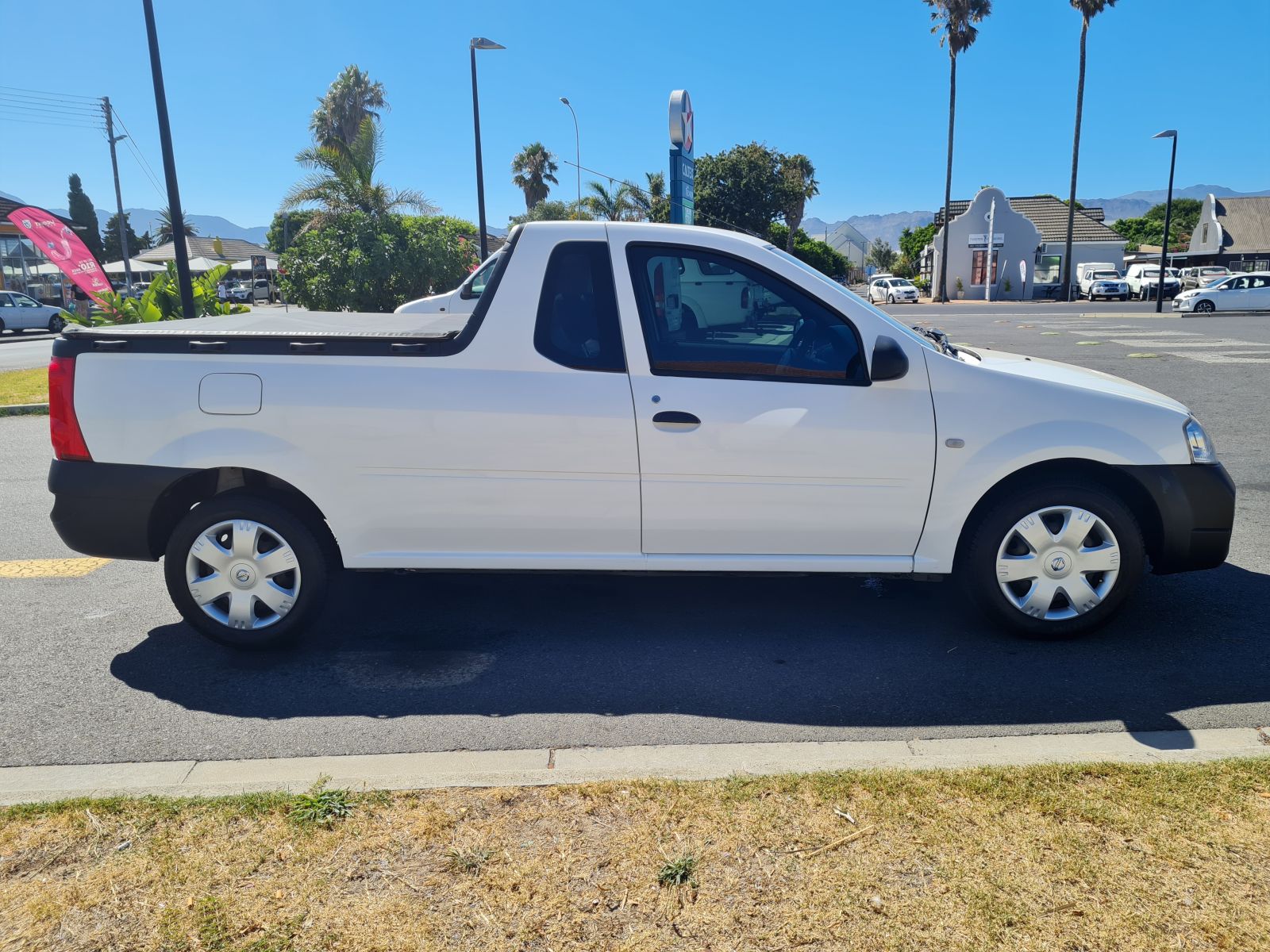 2019 NISSAN NP200 NP200 1.6  A/C SAFETY PACK P/U S/C