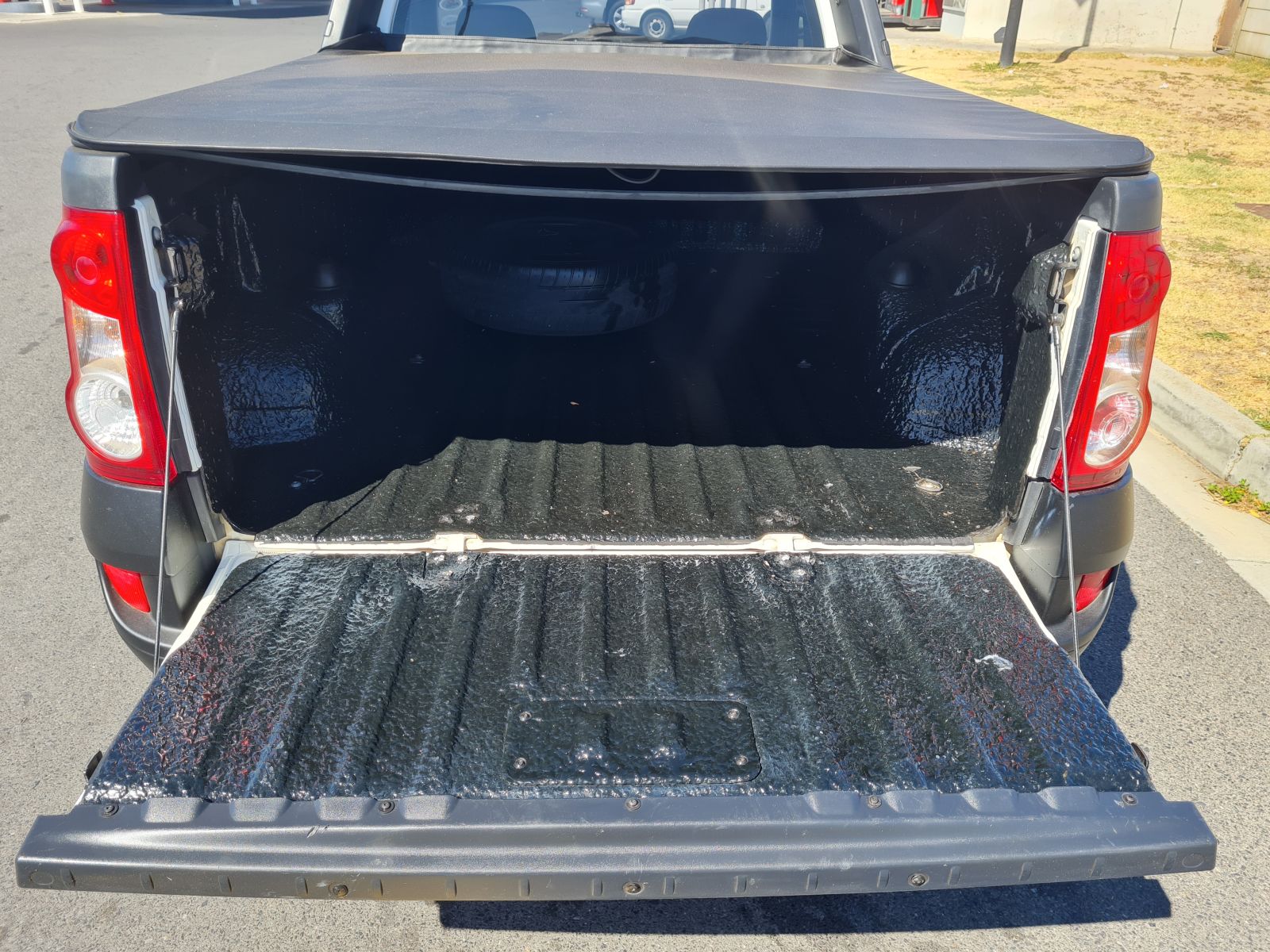 2019 NISSAN NP200 NP200 1.6  A/C SAFETY PACK P/U S/C