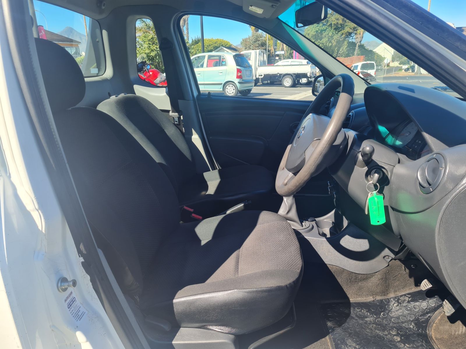 2019 NISSAN NP200 NP200 1.6  A/C SAFETY PACK P/U S/C