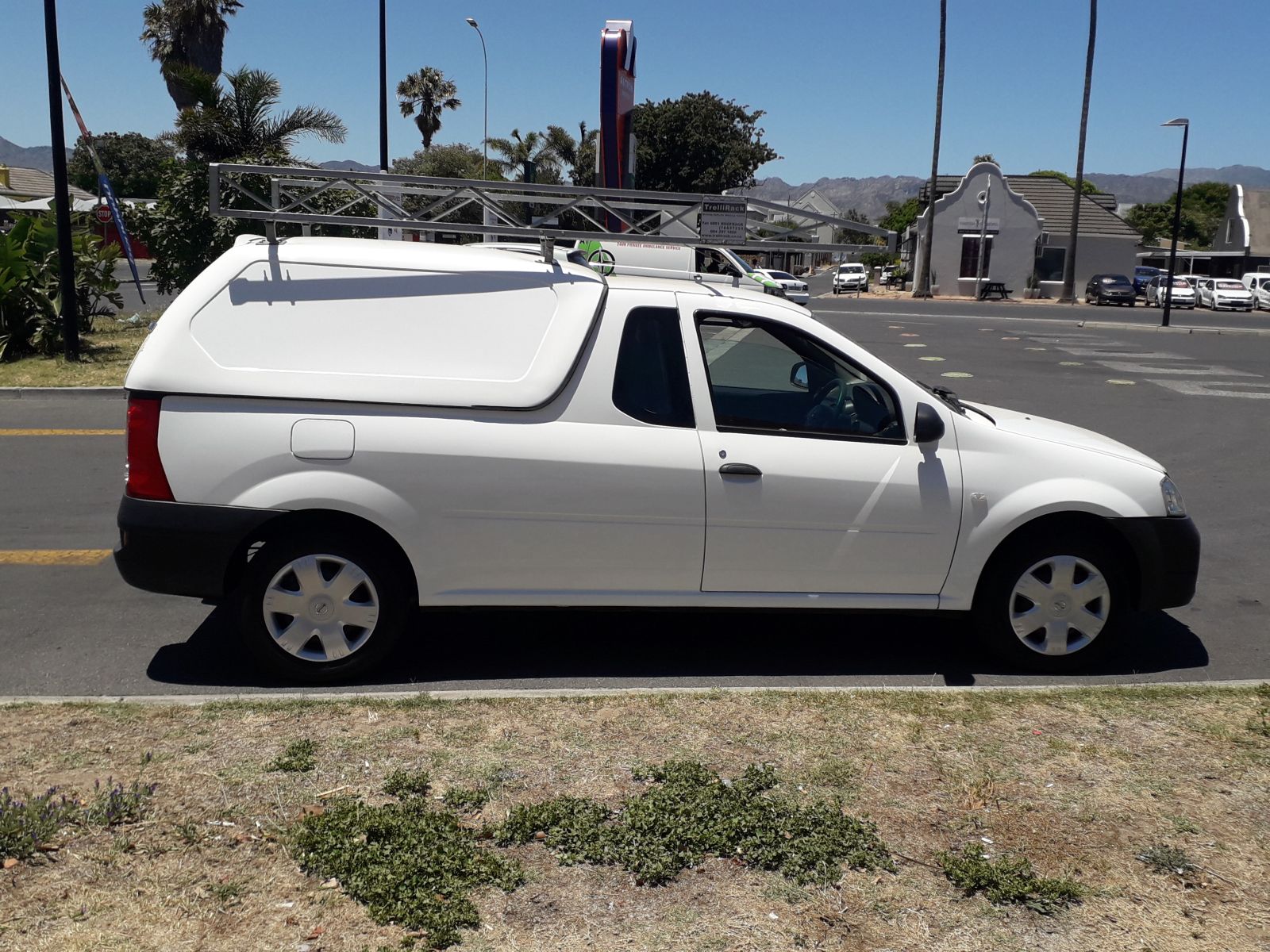 2019 NISSAN NP200 NP200 1.6  A/C SAFETY PACK P/U S/C