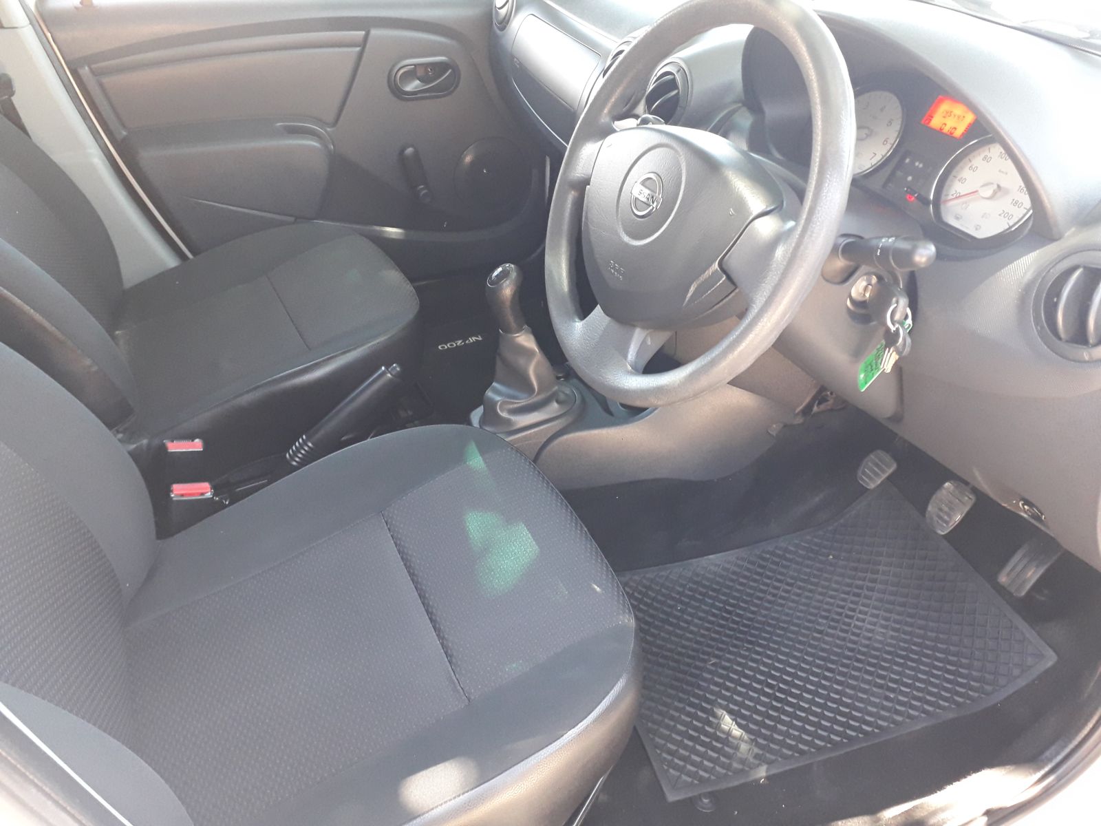 2019 NISSAN NP200 NP200 1.6  A/C SAFETY PACK P/U S/C