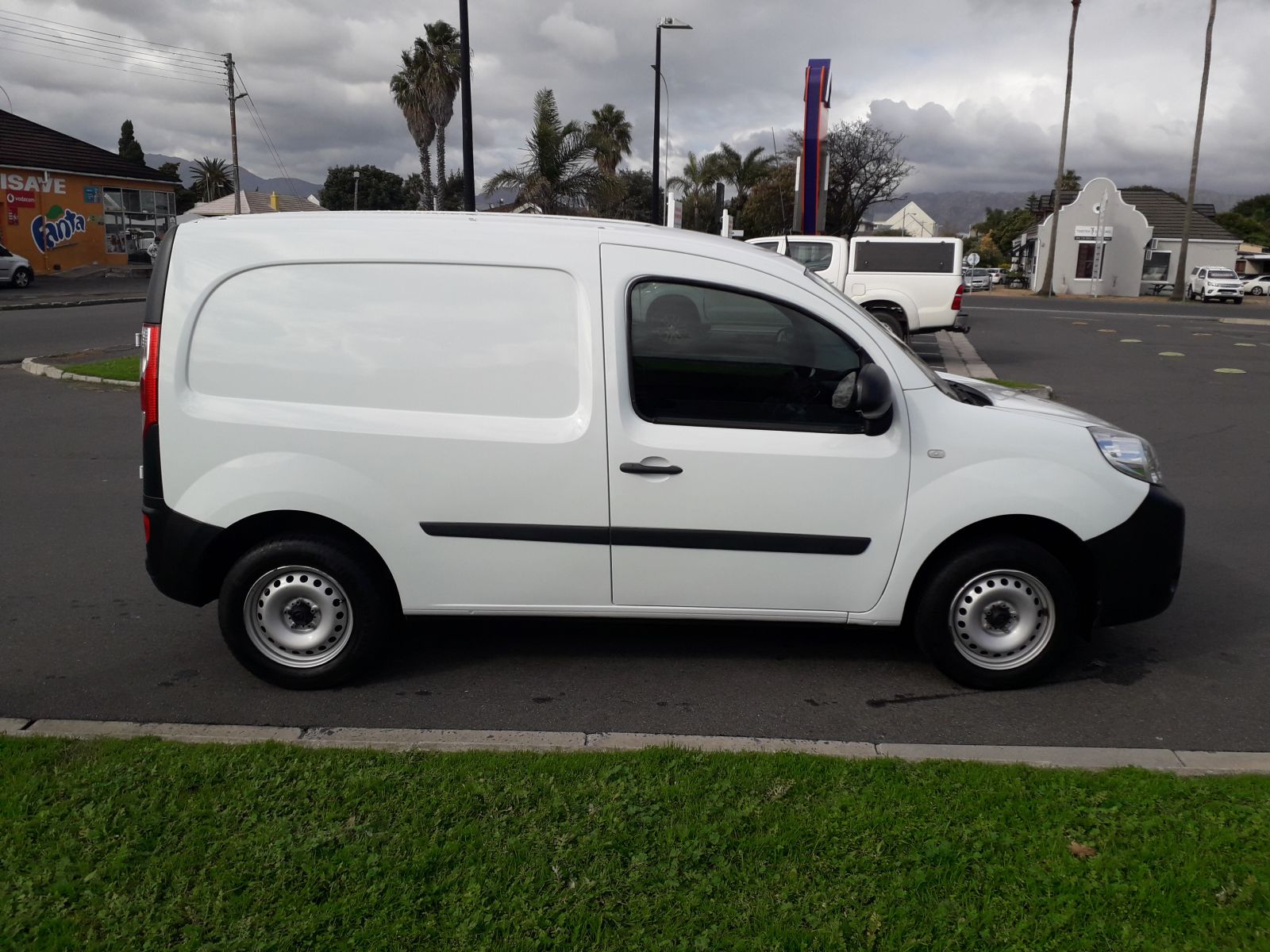 2019 RENAULT KANGOO EXPRESS KANGOO 1.6i EXPRESS F/C P/V