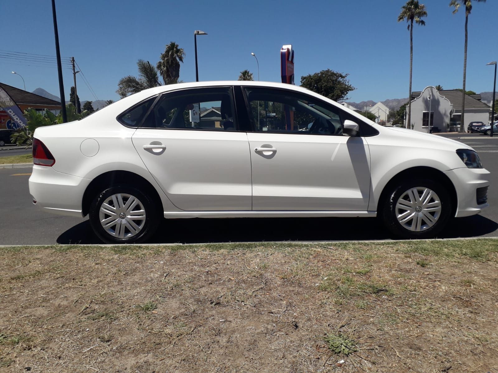 2018 VOLKSWAGEN POLO SEDAN POLO GP 1.6 TRENDLINE