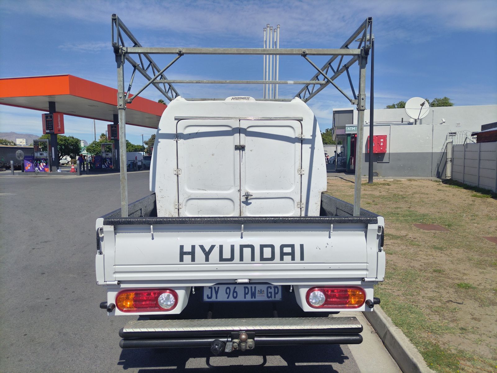 2021 HYUNDAI H100 BAKKIE 2.6D DECK