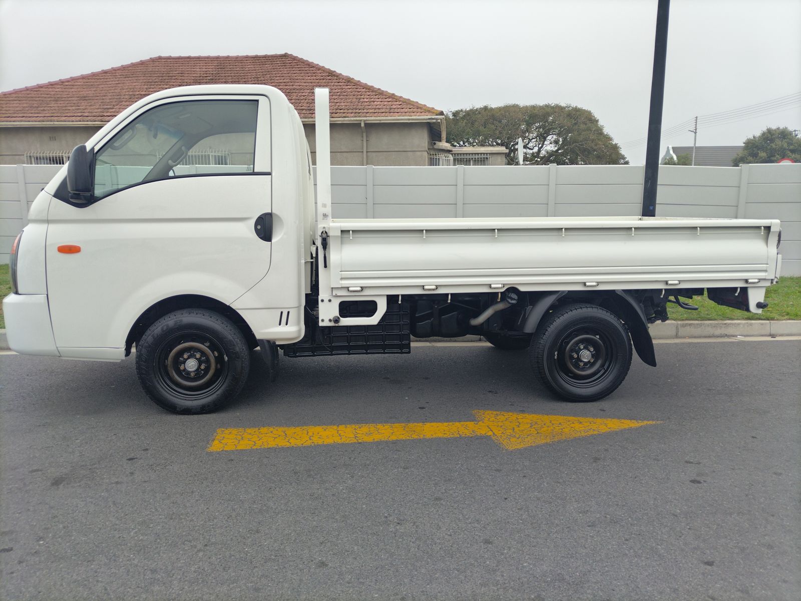 2018 HYUNDAI H100 BAKKIE 2.6D DECK A/C