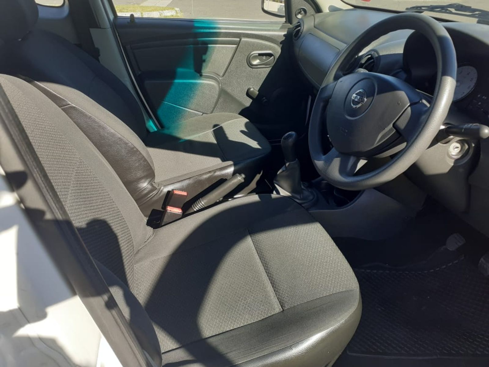 2018 NISSAN NP200 NP200 1.6  A/C SAFETY PACK P/U S/C