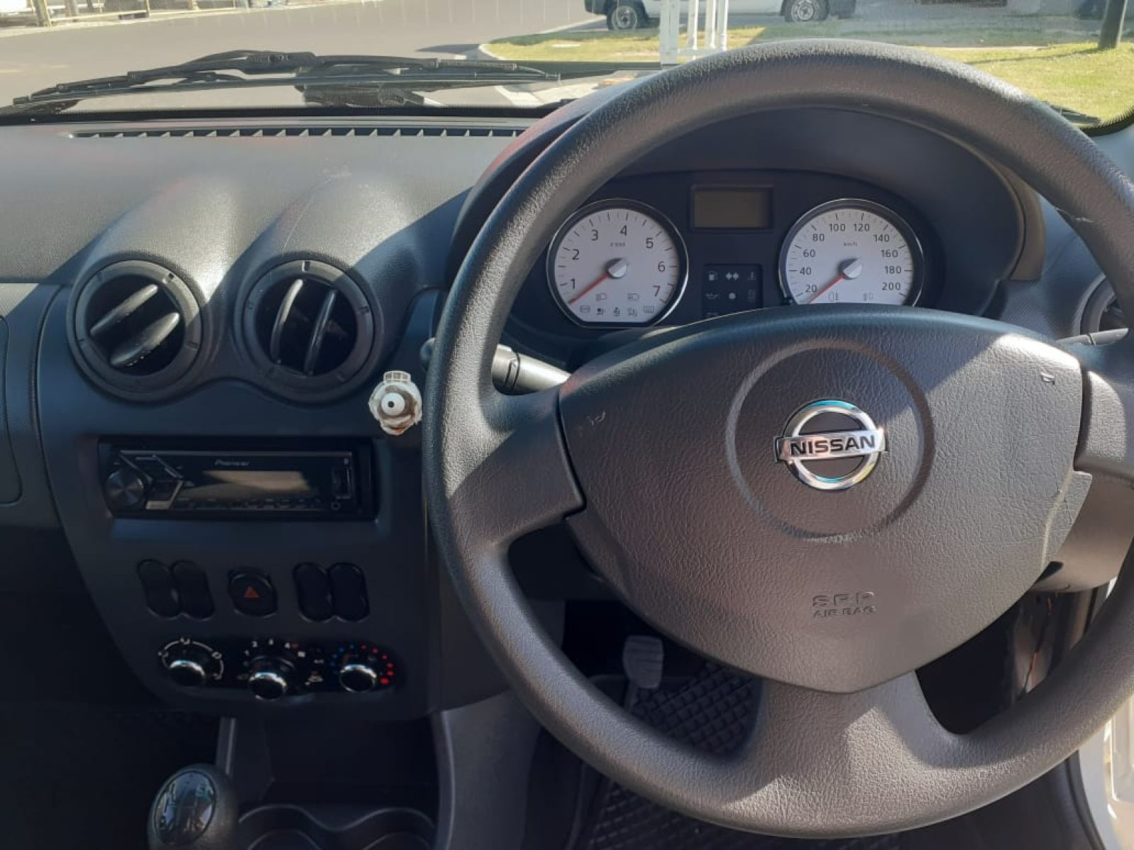 2018 NISSAN NP200 NP200 1.6  A/C SAFETY PACK P/U S/C