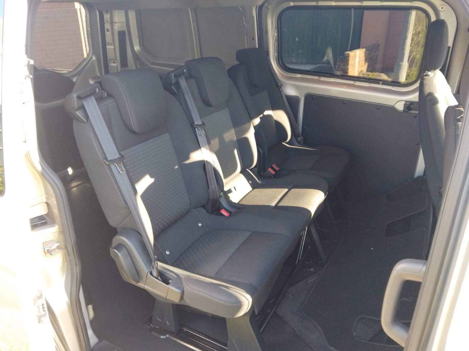 2018 FORD TRANSIT CUSTOM TRANSIT CUSTOM KOMBI 2.2TDCi TREND SWB F/C P/V