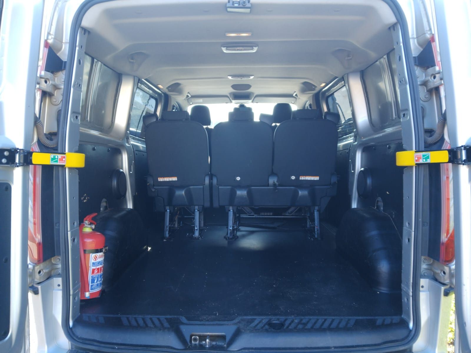 2018 FORD TRANSIT CUSTOM TRANSIT CUSTOM KOMBI 2.2TDCi TREND SWB F/C P/V