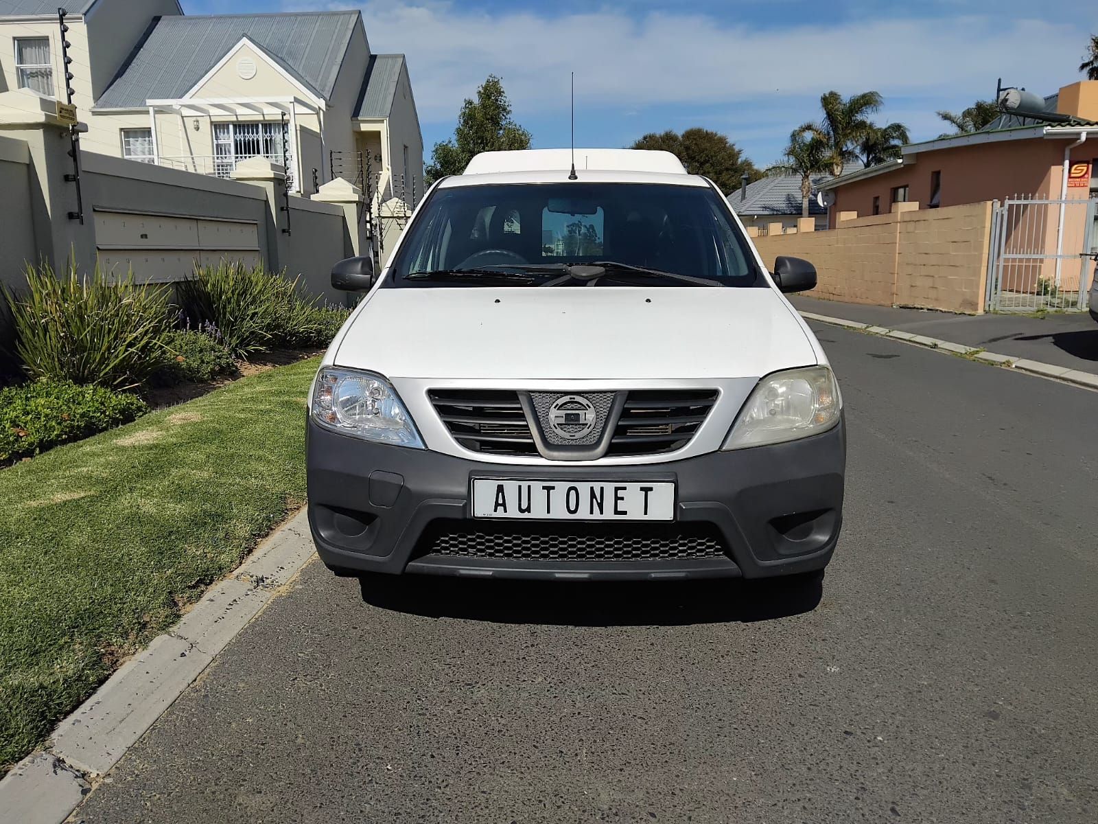 2019 NISSAN NP200 NP200 1.6  A/C SAFETY PACK P/U S/C