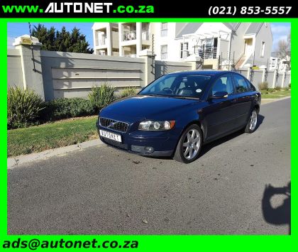 2004 VOLVO S40 S40 T5