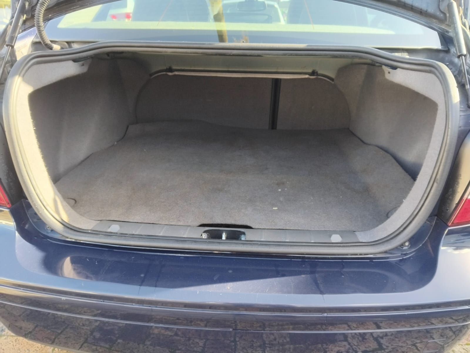 2004 VOLVO S40 S40 T5