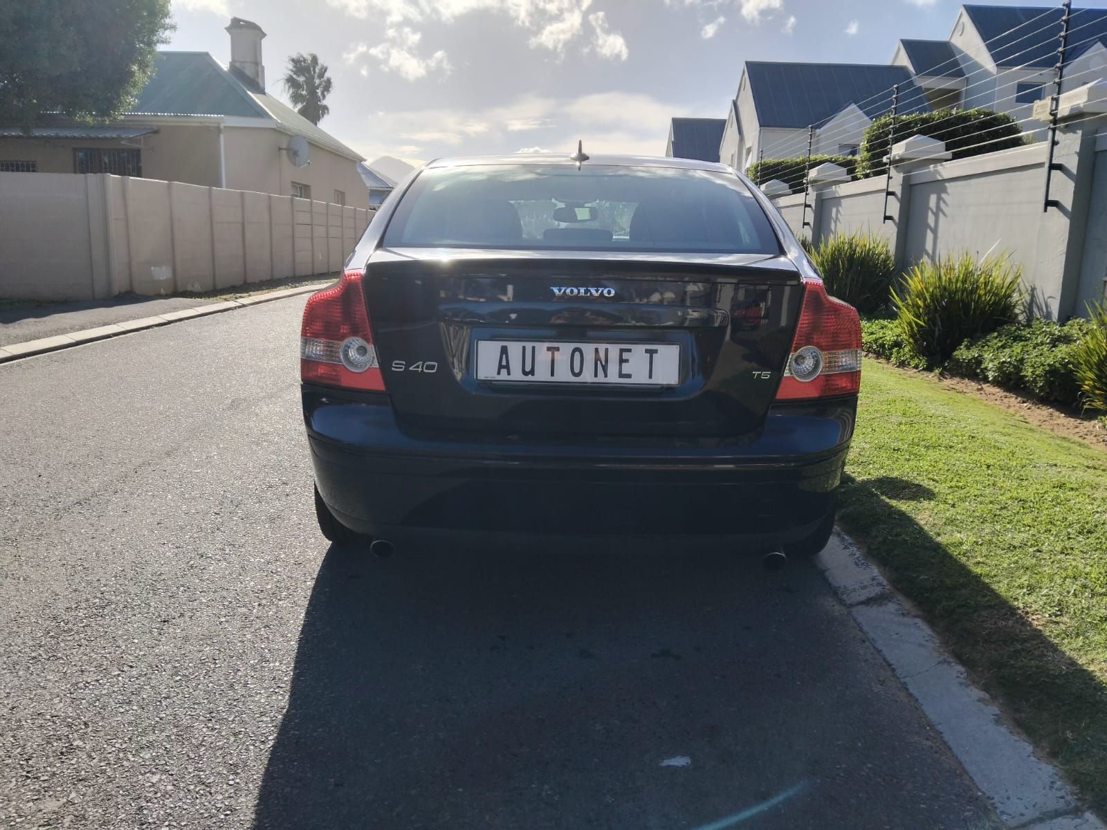 2004 VOLVO S40 S40 T5