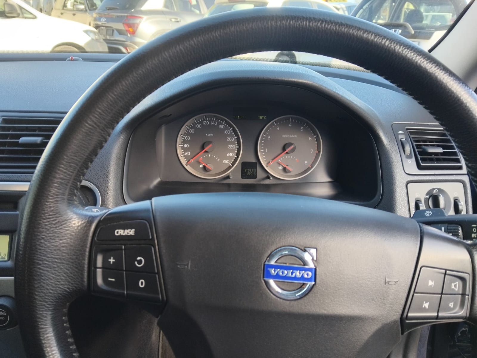 2004 VOLVO S40 S40 T5