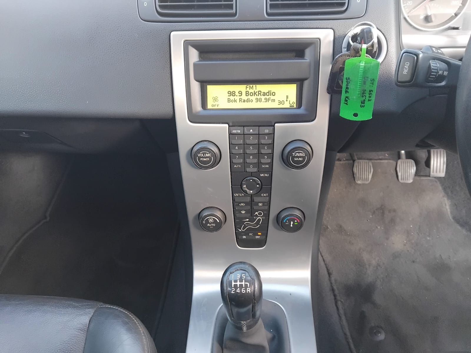 2004 VOLVO S40 S40 T5
