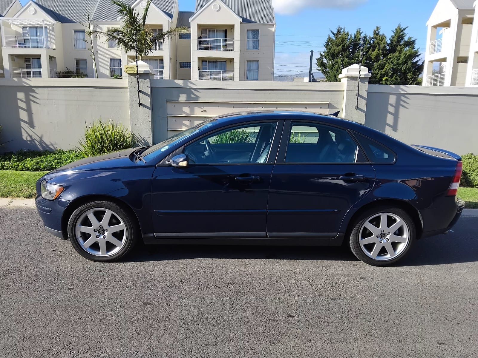 2004 VOLVO S40 S40 T5