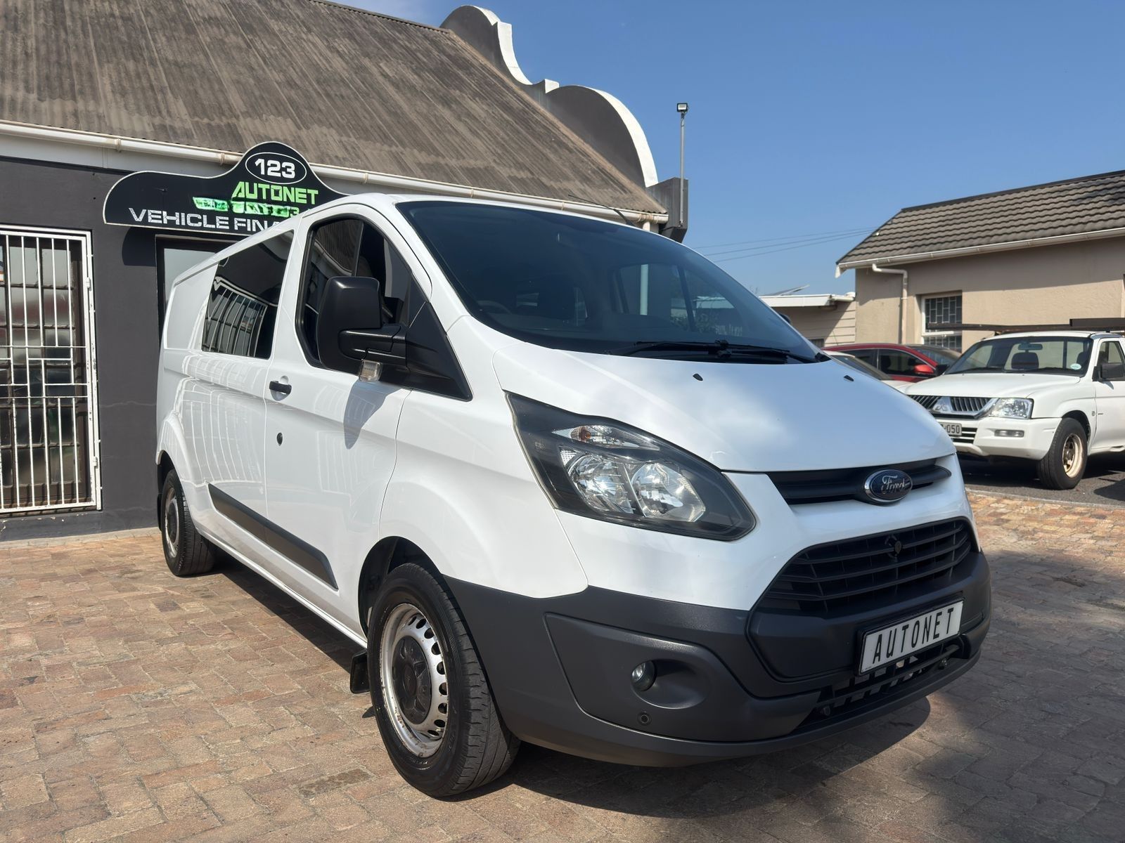 2016 FORD TRANSIT CUSTOM TRANSIT CUSTOM KOMBI 2.2TDCi AMB LWB F/C P/V