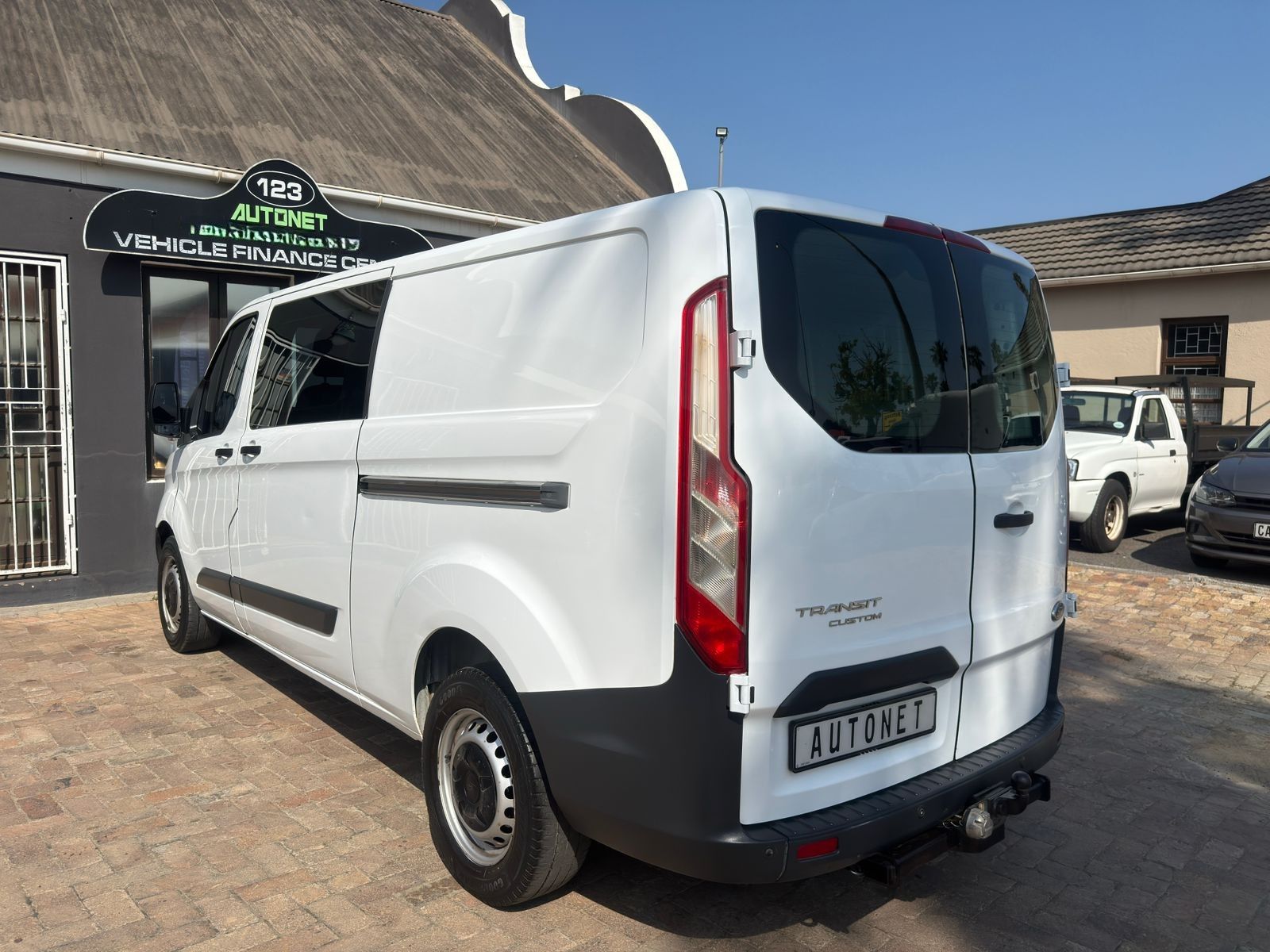 2016 FORD TRANSIT CUSTOM TRANSIT CUSTOM KOMBI 2.2TDCi AMB LWB F/C P/V