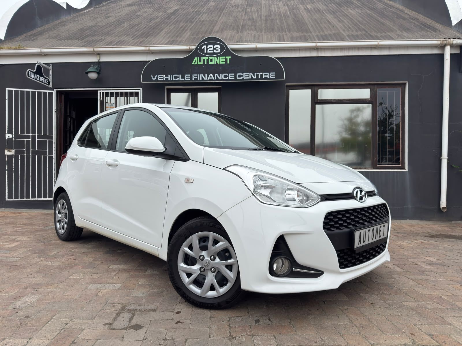 GRAND i10 1.0 MOTION
