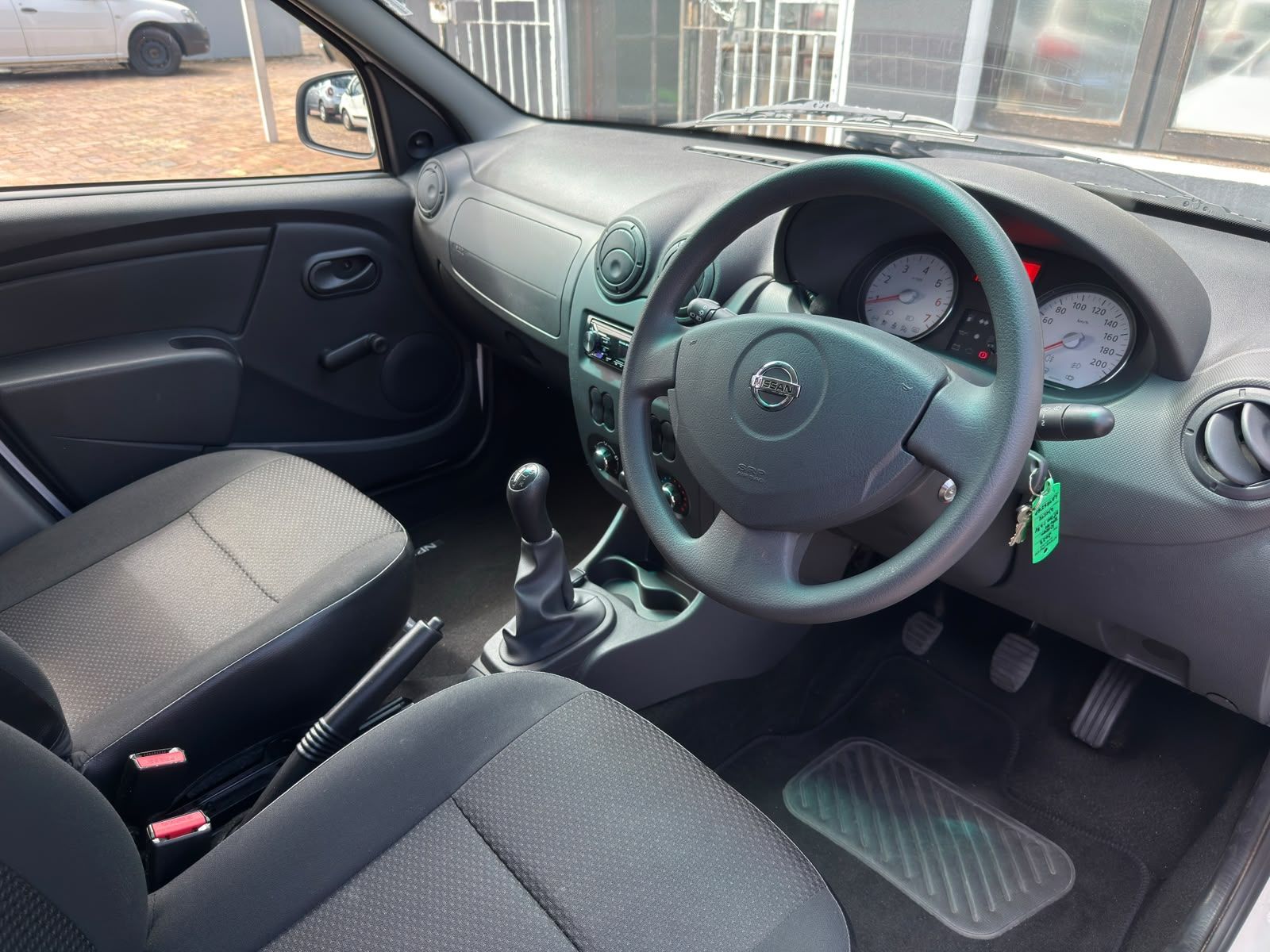2023 NISSAN NP200 NP200 1.6  A/C SAFETY PACK P/U S/C