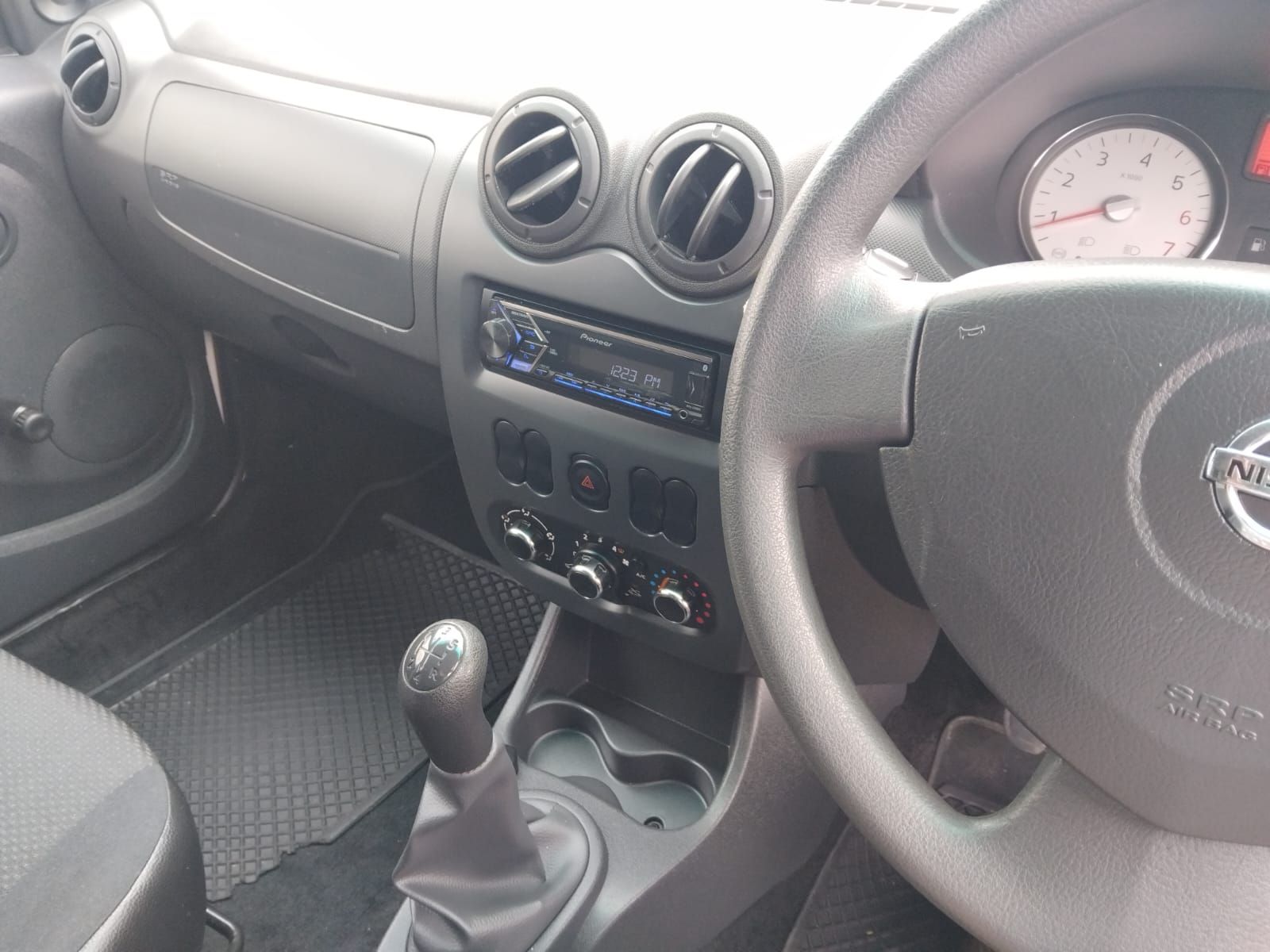 2018 NISSAN NP200 NP200 1.6  A/C SAFETY PACK P/U S/C