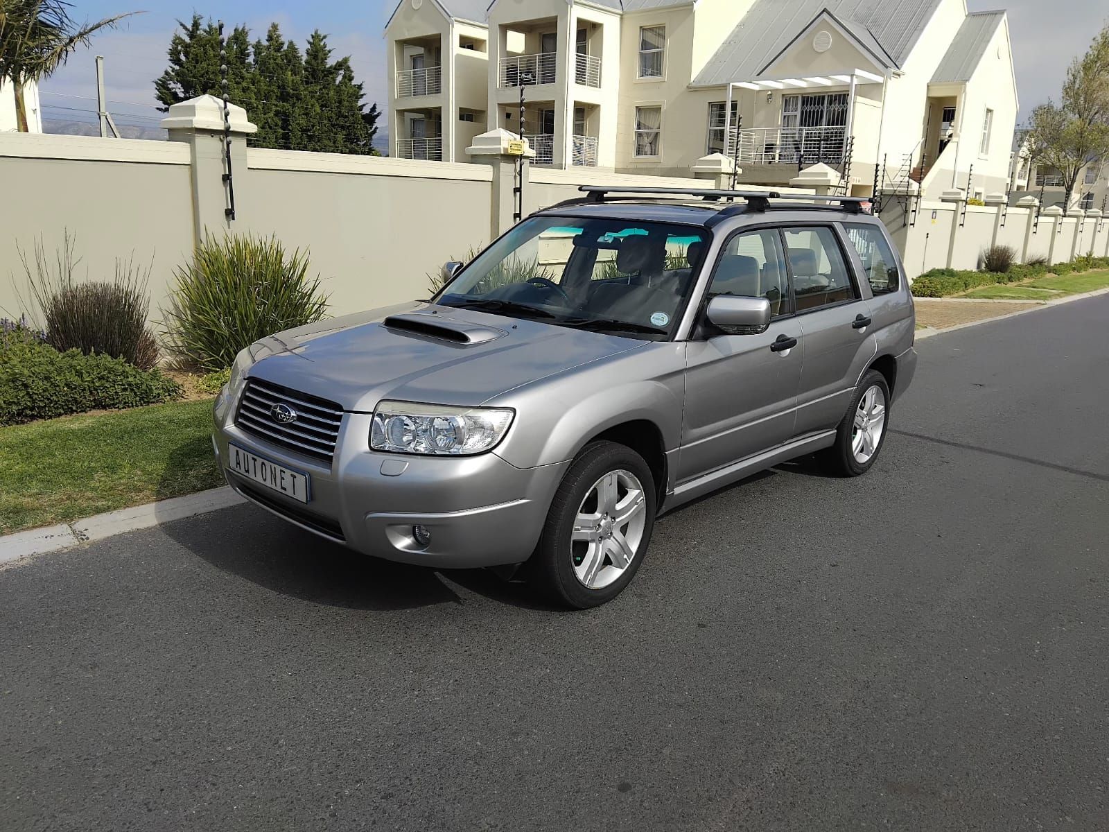 FORESTER 2.5 XT